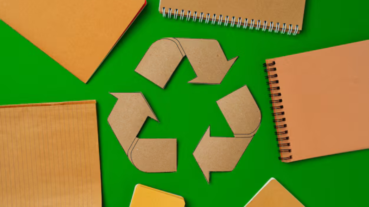 کاغذ بازیافتی